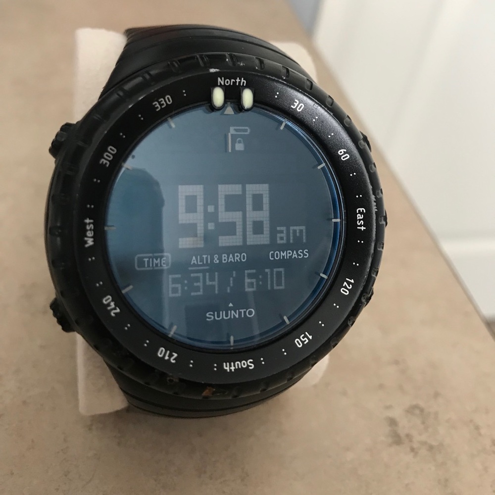 Suunto Core Men’s Sport Watch Black